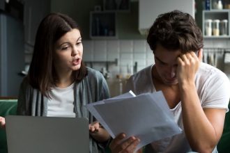 Проверить кредиты по фамилии: как это сделать без лишних усилий